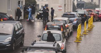 Copertina di Lombardia al collasso fra tamponi e ospedali