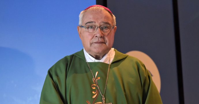 Luigi Negri morto, l’arcivescovo ciellino disse: “Speriamo che con Bergoglio la Madonna faccia il miracolo come aveva fatto con l’altro”