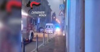 Copertina di Incendio in parrocchia a Monza: i carabinieri sentono odore di bruciato, entrano nell’edificio e salvano due suore