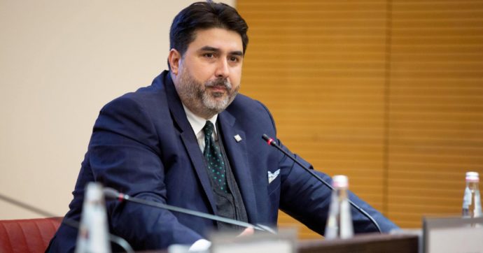 Sardegna, la Procura chiede il processo per il presidente Solinas: “Abuso d’ufficio”
