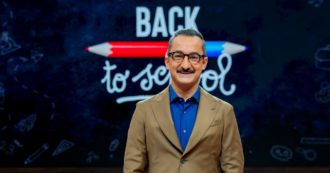 Copertina di Nicola Savino debutta con Back to School: “Le Iene? Dopo cinque anni sento la necessità di cambiare”