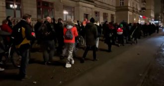 Copertina di Berlino, no vax organizzano la “passeggiata silenziosa” per protestare contro le misure anti-Covid