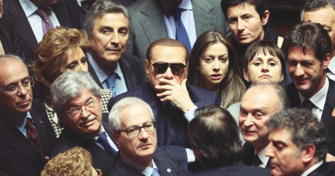 L’uveite, il replay del Caimano e l’inciucio sul Napolitano-bis