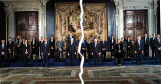 Copertina di Vaccino, obbligo agli over 50. A scuola in Dad solo i No vax