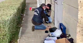 Copertina di Ancona, borsa piena di proiettili fuori dalla sede di Rai Way: l’intervento della scientifica – Video