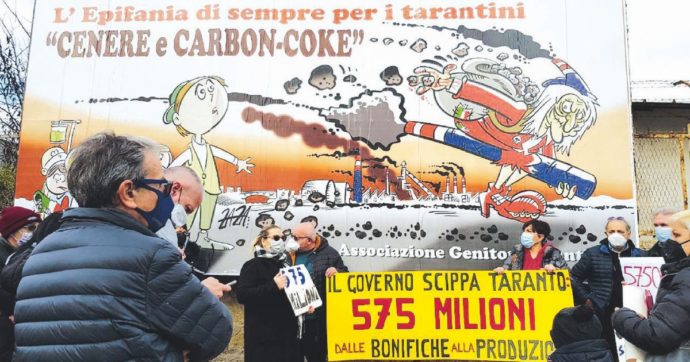 Copertina di Ilva, i comitati: “I 575 milioni per le bonifiche alla produzione? Il governo ci toglie il futuro”