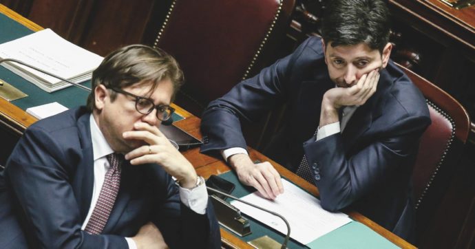 Copertina di Pace alla Salute: pagato dopo mesi capostaff di Sileri