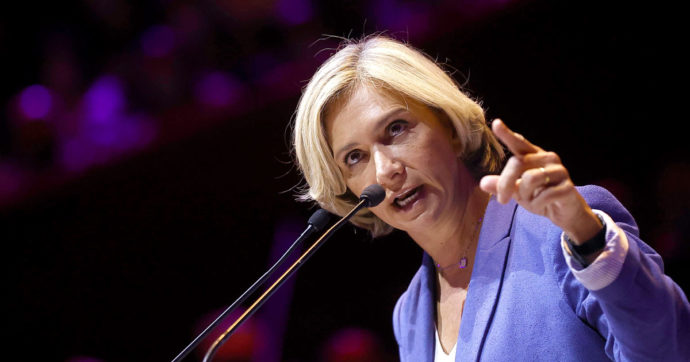 La sceriffa delle Banlieue. Pécresse usa lo stile Sarko