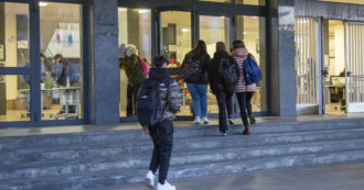 “Liceale picchiato in una scuola di Brescia perché la madre è di origini russe”