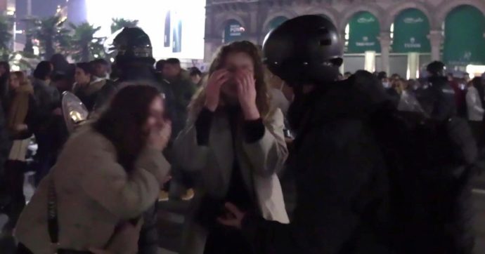 Stupri al Duomo, “ridevano, nessuno è intervenuto”