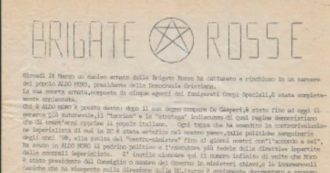 Copertina di Moro, volantino Br all’asta. Arriva la Digos: “È una delle tante copie”