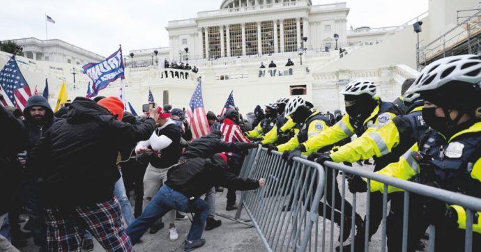 Capitol Hill, un anno dopo: Sky racconta le fratture sociali Usa