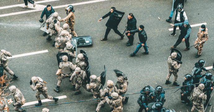 Resa dei conti tra oligarchi: capo degli 007 in manette