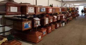 Copertina di Cimitero Palermo, 900 bare insepolte. Indagato Orlando