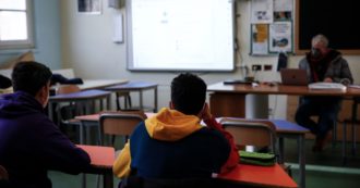 Scuola – la diretta | Il Tar sospende ordinanza di De Luca in Campania. Ministro Bianchi: “In Italia assenti il 6 per cento dei professori e il 4,5 degli studenti”