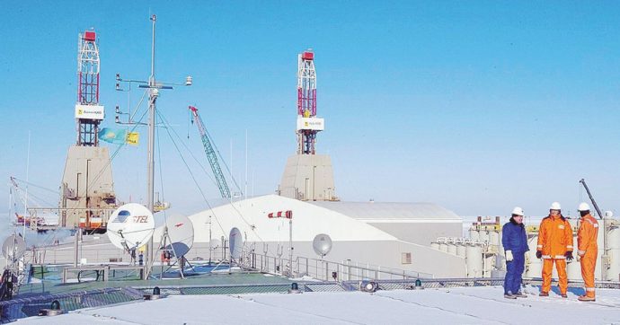 Eni va tutelata: Roma (come tutti) tace. Guai a toccare il “solido partenariato”