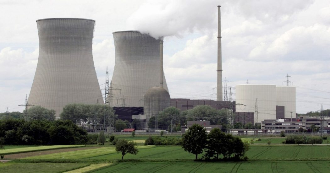 Crisi energetica | Il commissario Breton illustra il piano Ue: “Rinviare la chiusura delle centrali nucleari e riattivare quelle a carbone”. Passo indietro nella lotta al cambiamento climatico