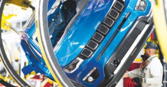 Copertina di L’auto è in panne: il futuro è incerto, il presente in Cig