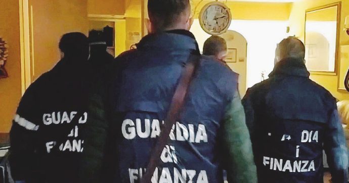 Appalti Asl di Napoli: l’ombra dei Casalesi