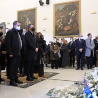 Former Italian Prime Minister and founder of Italian party ‘Italia Viva’, senator Matteo Renzi, pay tribute to the family of  President of the European Parliament, David Sassoli burning chamber in Campidoglio, Rome, Italy, 13 January 2022. Late David Sassoli will lie in state at the Rome city hall ahead of the state funeral on 14 January. European Parliament President David Sassoli has died at the age of 65 early morning on 11 January in Aviano, Italy where he was hospitalized, his spokesman announced.
ANSA/Claudio Peri
