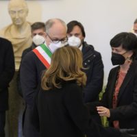 President of Senate, Maria Elisabetta Alberti Casellati (L),  Rome Mayor Roberto Gualtieri    pays tribute to the family of  President of the European Parliament, David Sassoli burning chamber in Campidoglio, Rome, Italy, 13 January 2022. Late David Sassoli will lie in state at the Rome city hall ahead of the state funeral on 14 January. European Parliament President David Sassoli has died at the age of 65 early morning on 11 January in Aviano, Italy where he was hospitalized, his spokesman announced.
ANSA/Claudio Peri