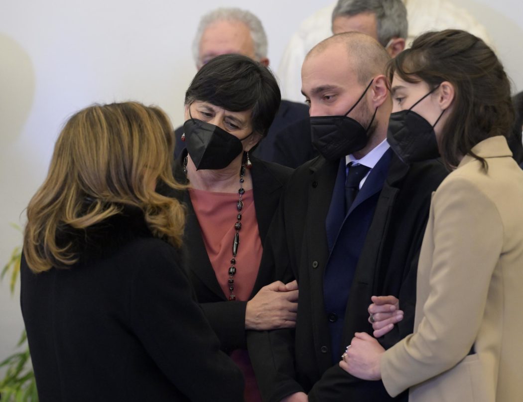 President of Senate, Maria Elisabetta Alberti Casellati (L),  pay tribute to the family of  President of the European Parliament, David Sassoli burning chamber in Campidoglio, Rome, Italy, 13 January 2022. Late David Sassoli will lie in state at the Rome city hall ahead of the state funeral on 14 January. European Parliament President David Sassoli has died at the age of 65 early morning on 11 January in Aviano, Italy where he was hospitalized, his spokesman announced.
ANSA/Claudio Peri