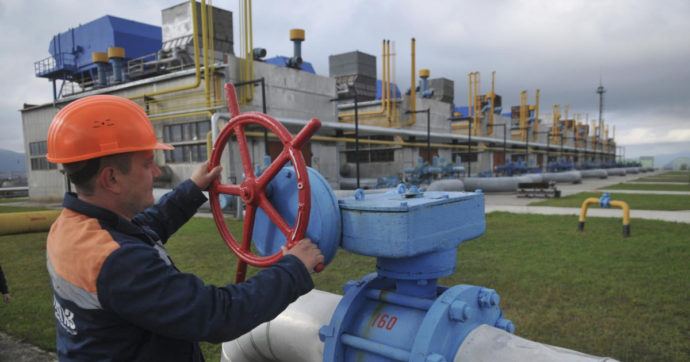 Energia, i colossi della finanza scrivono ai paesi europei: “Sbagliato includere il gas tra le fonti verdi”