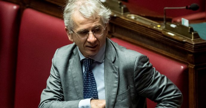 Destra, Iv, Pd-LeU contro il Csm. Ecco lo scudo al renziano Ferri