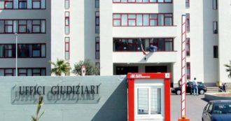 Copertina di “Rivelò le microspie”, indagato un giornalista