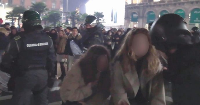 “Bloccata, svestita e stuprata dal branco in piazza Duomo”