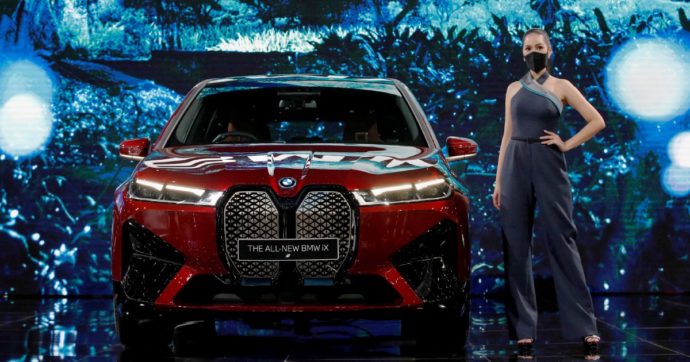 Copertina di 2021, Bmw vince la gara “tedesca”. Mentre Toyota quella mondiale