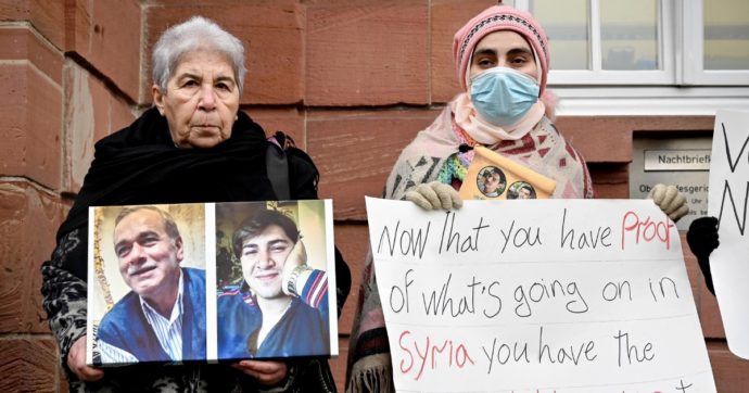 Ergastolo all’ufficiale che in Siria torturò 4.000 prigionieri