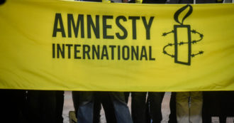 Copertina di Premio Paolo Natile: Amnesty International lancia un bando per i ragazzi tra i 16 e 20 anni che si battono per i diritti umani