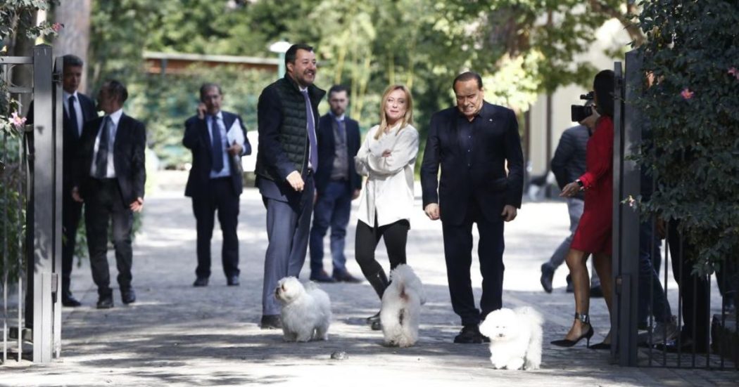 Quirinale, il centrodestra in cerca di alternative a Berlusconi. Meloni: “Ho un nome in testa”. Ma l’ex premier non ha ancora rinunciato