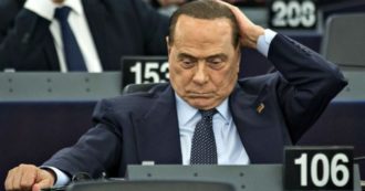 Copertina di Berlusconi è il più assente del Parlamento Ue: saltate quasi 1.700 votazioni, più del leader di Alba Dorata finito in carcere – Il report