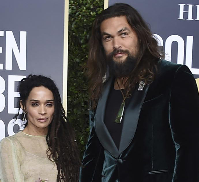 Jason Momoa e Lisa Bonet sono tornati insieme: “Quando gli ho detto ‘sì’ mi ha gettato sulle sue spalle come un cavernicolo”