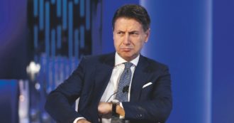 Copertina di Conte chiama Beppe. E nel Movimento molti temono le chat