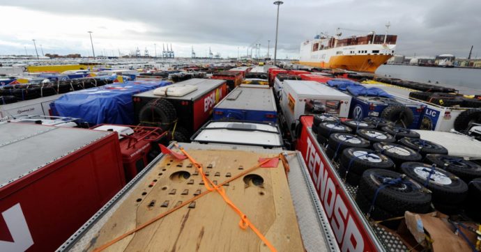 Copertina di Fiocchi: “La nave non doveva essere a Dakar”