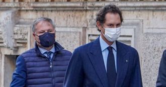 Copertina di Elkann e la Confindustria da Draghi: vogliono sussidi