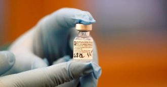 Copertina di Il sindaco vuole Pfizer per il booster del figlio. E la Asl lo accontenta