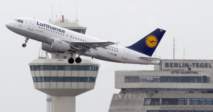 La Commissione Ue toglie i lacci a Lufthansa, se vuole può ora procedere ad acquisizioni. Voci di un interessamento per Ita