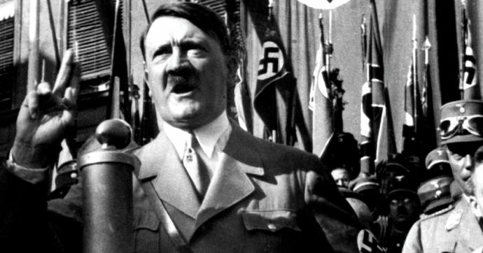 Copertina di “Il senso di Hitler” per Tik Tok. Il nazismo rivive sui social