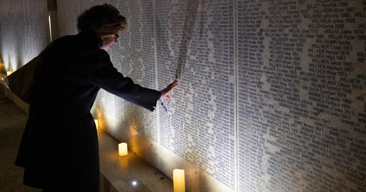 Giornata della memoria, la lettera del presidente Anpi Pagliarulo: “Quel che è accaduto può ritornare, l’antifascismo e l’antinazismo siano fondamento dell’Ue”