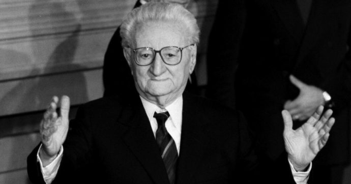 Leone, 7 anni (di dramma) al Quirinale: il caso Moro, le stragi e l’ombra delle tangenti