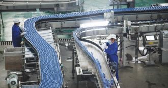 Copertina di Arrestato il patron dell’acqua Santa Croce: “Deve 137mln al fisco, svuotata una società”