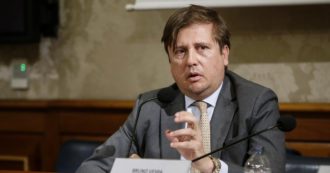 Copertina di Sileri: “Green pass e vaccini vanno ripensati. I dati sulla mortalità ancora poco chiari”