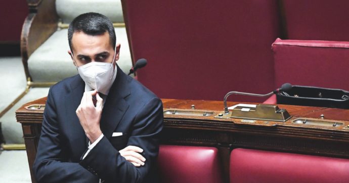 Di Maio: promesse al Caimano, Casini, Casellati & C. 50 sfumature di Gigino