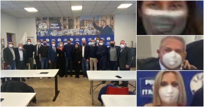 La foto di Salvini con la Lega in Lombardia: le mascherine sembrano aggiunte con Photoshop. Lui: “Colpa del filtro nitidezza”