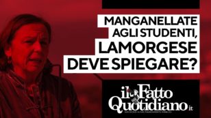 Copertina di Morte Lorenzo Parelli: studenti manganellati, Lamorgese deve spiegare? Segui la diretta con Peter Gomez