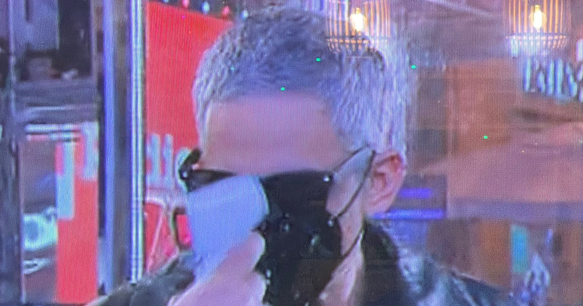 Sanremo 2022, “il termometro di Fiorello ha segnato rosso, non poteva entrare all’Ariston”: il tweet di Selvaggia Lucarelli